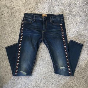 Anthropologie Driftwood embroidered skinny jeans